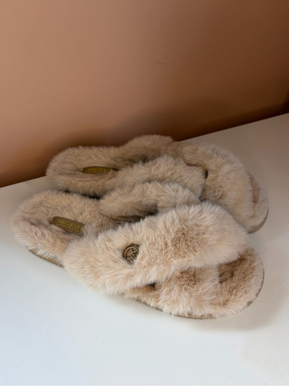 Like New! Michael Kors Lala Fur Slides